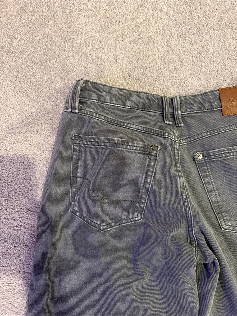 Free People Tennessee Low Rise Boyfriend Jeans, size 26, perfect condition - Picture 6 of 6